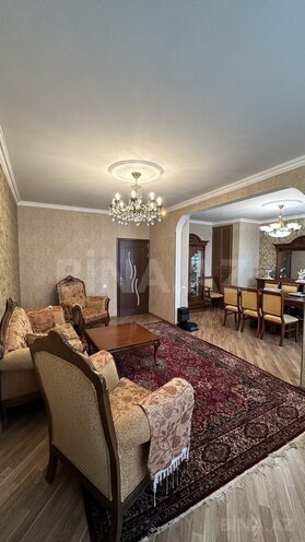 Продаётся 5-комн. вторичка 120 м², м. Халглар Достлугу, photo 4 from 16