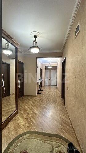 Продаётся 5-комн. вторичка 120 м², м. Халглар Достлугу, photo 13 from 16