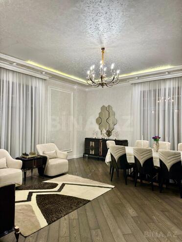 Satılır 4 otaqlı yeni tikili 185.5 m², 28 May m., photo 1 from 19