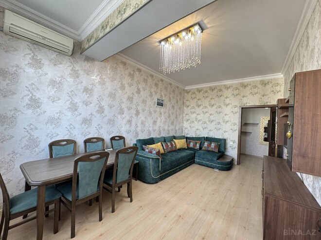 Продаётся 1-комн. новостройка 53 м², м. Нефтчиляр, photo 3 from 8