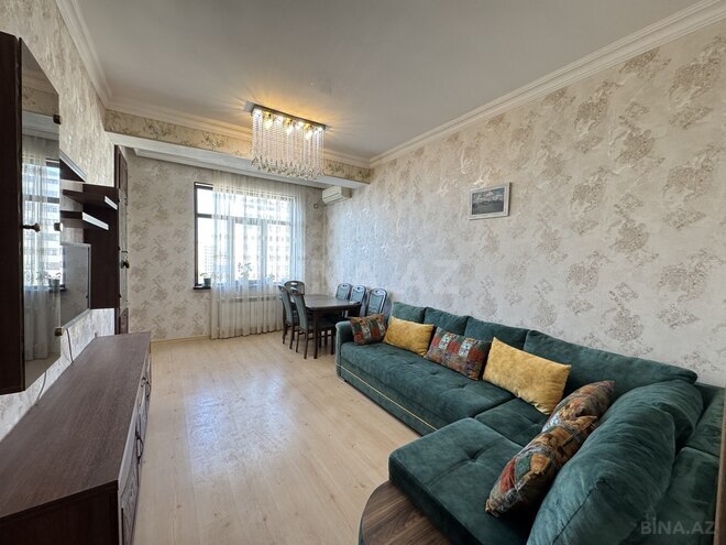 Продаётся 1-комн. новостройка 53 м², м. Нефтчиляр, photo 1 from 8