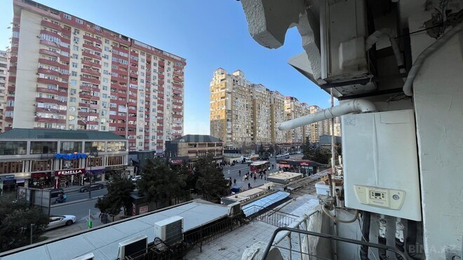 Продаётся 3-комн. вторичка 63 м², м. Ази Асланов, photo 12 from 14
