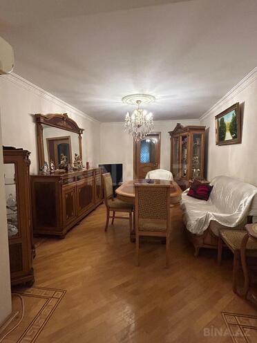 Сдаётся 3-комн. вторичка 120 м², м. Иншаатчылар, photo 8 from 13