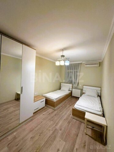 Продаётся 3-комн. вторичка 80 м², м. Сахил, photo 8 from 14