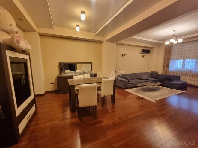 Satılır 3 otaqlı yeni tikili 156 m², Şah İsmayıl Xətai m., photo 1 from 15