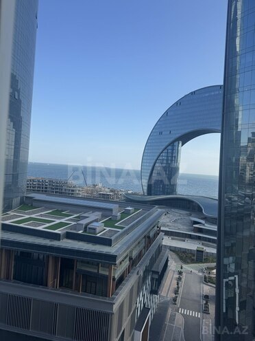 Satılır 4 otaqlı yeni tikili 241 m², 28 May m., photo 1 from 12