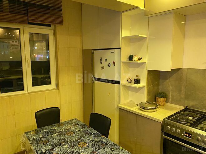 Продаётся 3-комн. вторичка 80 м², м. Ази Асланов, photo 13 from 22