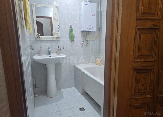 Satılır 3 otaqlı köhnə tikili 82 m², 8 Noyabr m., photo 14 from 15