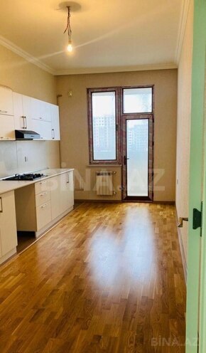 Сдаётся 3-комн. новостройка 105 м², м. Кара Караев, photo 5 from 11