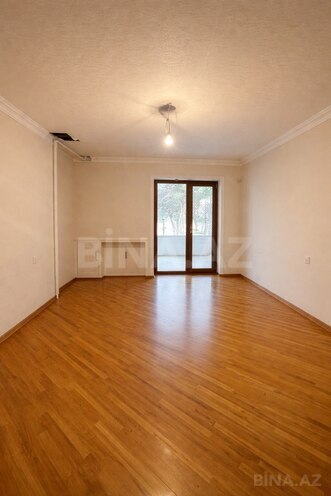 Продаётся 3-комн. вторичка 80 м², Ясамальский р., photo 4 from 14