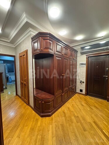 Продаётся 3-комн. вторичка 85 м², м. Ази Асланов, photo 13 from 16