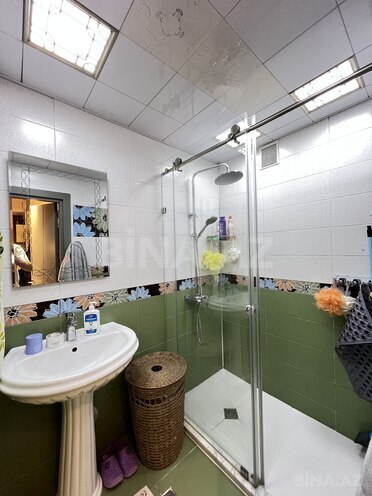 Satılır 2 otaqlı köhnə tikili 55 m², Yasamal r., photo 10 from 12