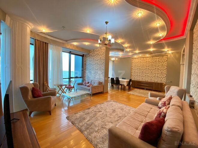 İcarəyə verilir 4 otaqlı yeni tikili 200 m², 28 May m., photo 8 from 26