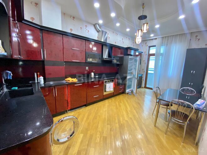 İcarəyə verilir 4 otaqlı yeni tikili 200 m², 28 May m., photo 13 from 26