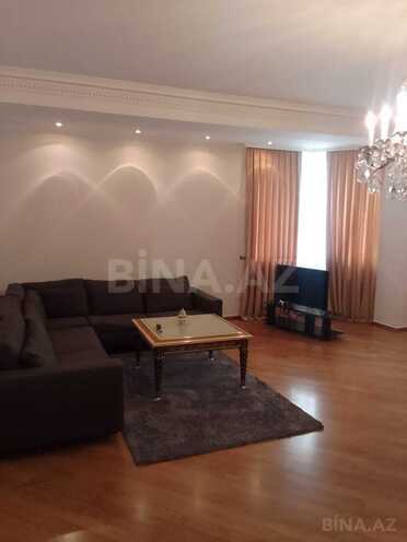 İcarəyə verilir 4 otaqlı yeni tikili 163 m², 28 May m., photo 3 from 32