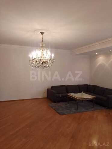 İcarəyə verilir 4 otaqlı yeni tikili 163 m², 28 May m., photo 9 from 32