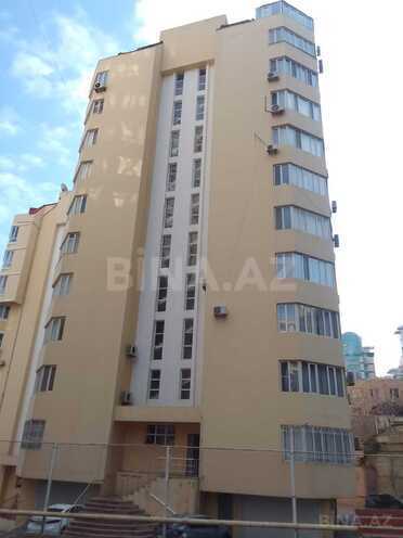 İcarəyə verilir 4 otaqlı yeni tikili 163 m², 28 May m., photo 1 from 32