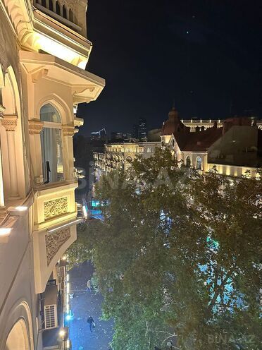 Сдаётся 2-комн. вторичка 63 м², м. Сахил, photo 1 from 24