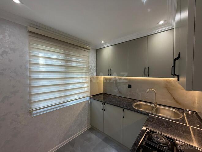 Продаётся 3-комн. вторичка 75 м², м. Нефтчиляр, photo 8 from 13