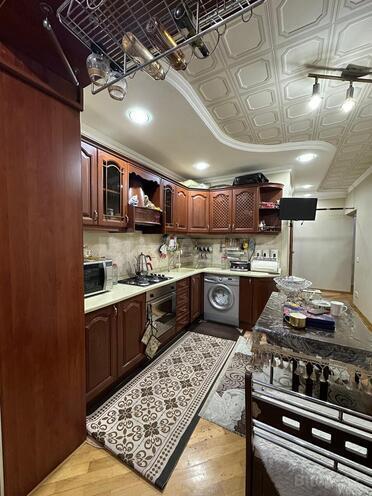 Satılır 3 otaqlı köhnə tikili 80 m², Xalqlar Dostluğu m., photo 12 from 17