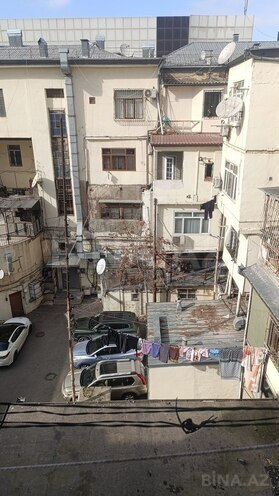 Satılır 3 otaqlı köhnə tikili 70 m², 28 May m., photo 21 from 23