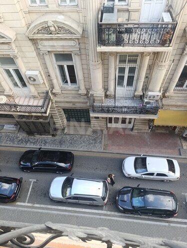 Satılır 3 otaqlı köhnə tikili 70 m², 28 May m., photo 22 from 23