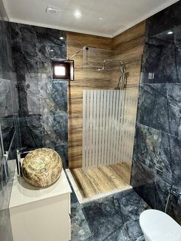 Продаётся 5-комн. дом/дача 250 м², пос. Новханы, photo 11 from 32