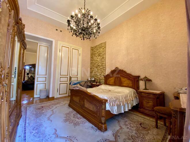 Satılır 3 otaqlı köhnə tikili 150 m², İçəri Şəhər m., photo 13 from 22