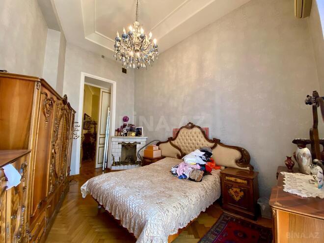 Satılır 3 otaqlı köhnə tikili 150 m², İçəri Şəhər m., photo 16 from 22