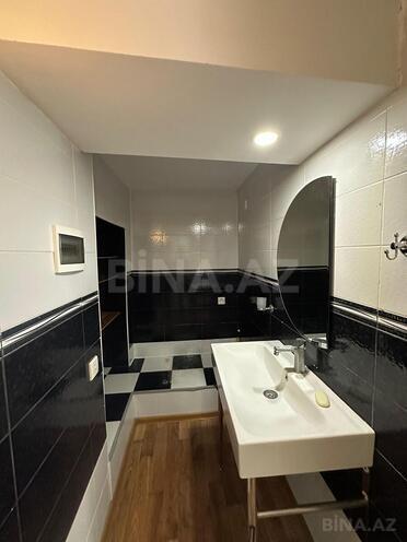 Satılır 4 otaqlı köhnə tikili 110 m², Yeni Yasamal q., photo 16 from 19