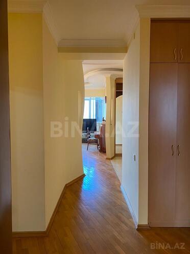 Продаётся 4-комн. новостройка 170 м², м. Элмляр Академиясы, photo 24 from 31