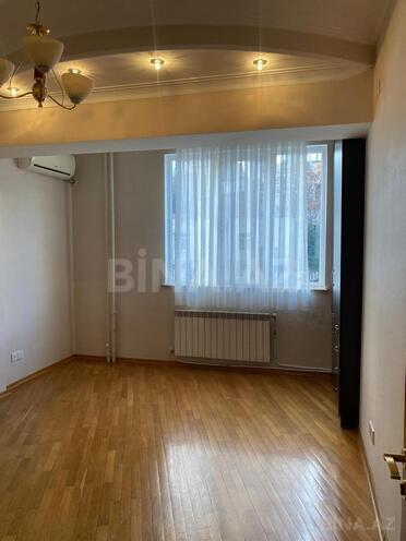 Продаётся 4-комн. новостройка 170 м², м. Элмляр Академиясы, photo 22 from 31