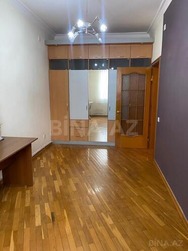 Продаётся 4-комн. новостройка 170 м², м. Элмляр Академиясы, photo 25 from 31
