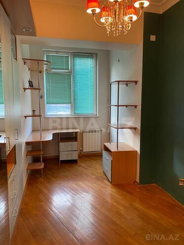 Продаётся 4-комн. новостройка 170 м², м. Элмляр Академиясы, photo 23 from 31