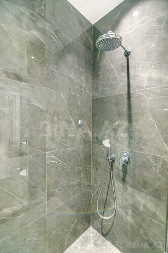 Сдаётся 3-комн. новостройка 151 м², м. Низами, photo 18 from 26