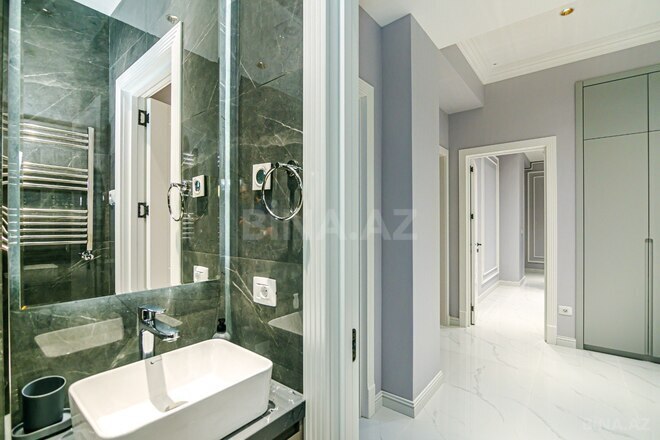 Сдаётся 3-комн. новостройка 151 м², м. Низами, photo 19 from 26