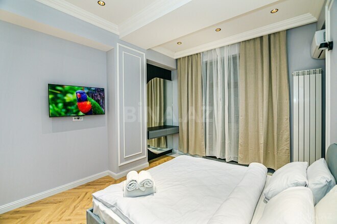 Сдаётся 3-комн. новостройка 151 м², м. Низами, photo 5 from 26