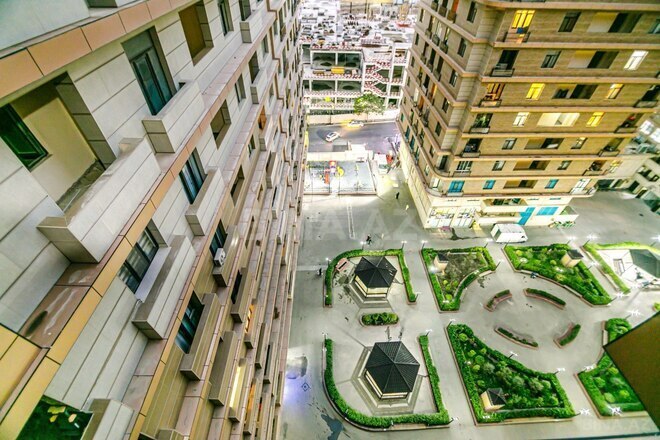 Сдаётся 3-комн. новостройка 151 м², м. Низами, photo 22 from 26