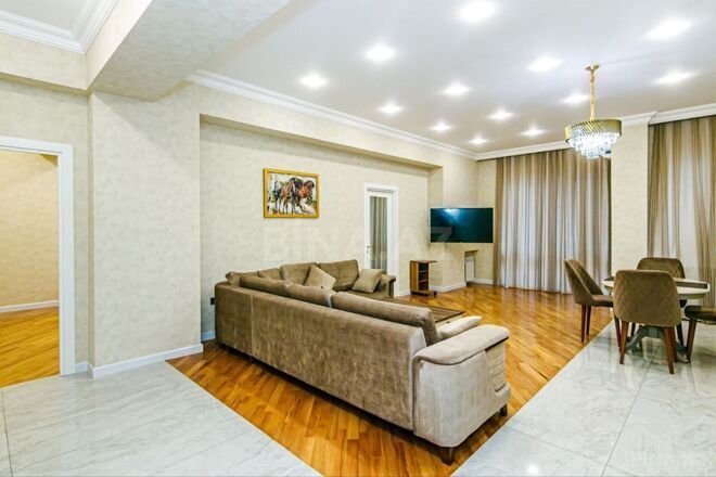 İcarəyə verilir 3 otaqlı yeni tikili 100 m², İçəri Şəhər m., photo 9 from 20