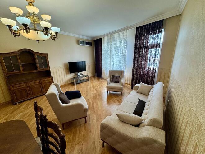 Сдаётся 4-комн. новостройка 150 м², м. Элмляр Академиясы, photo 3 from 31