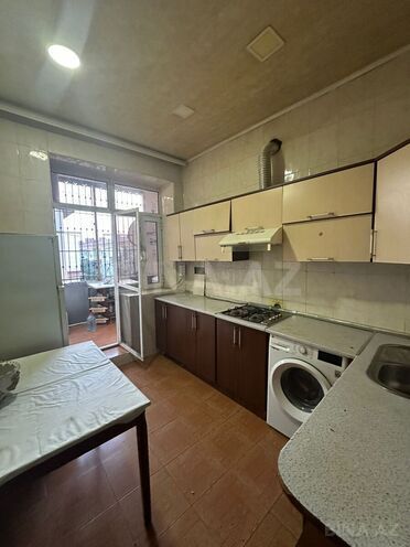 İcarəyə verilir 2 otaqlı köhnə tikili 72 m², photo 4 from 8