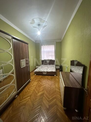 İcarəyə verilir 2 otaqlı köhnə tikili 72 m², photo 3 from 8