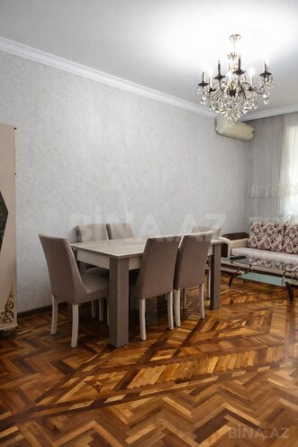 Продаётся 3-комн. вторичка 80 м², м. Ахмедлы, photo 1 from 13