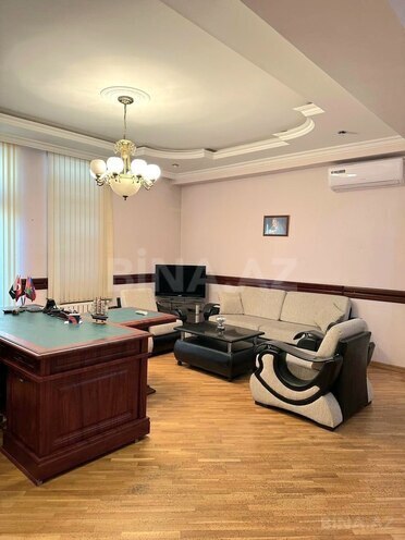 Сдаётся 4-комн. офис 150 м², м. Элмляр Академиясы, photo 3 from 20