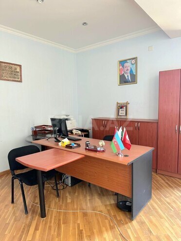 Сдаётся 4-комн. офис 150 м², м. Элмляр Академиясы, photo 6 from 20
