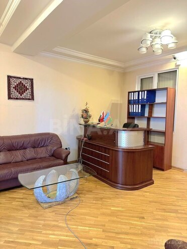 Сдаётся 4-комн. офис 150 м², м. Элмляр Академиясы, photo 5 from 20
