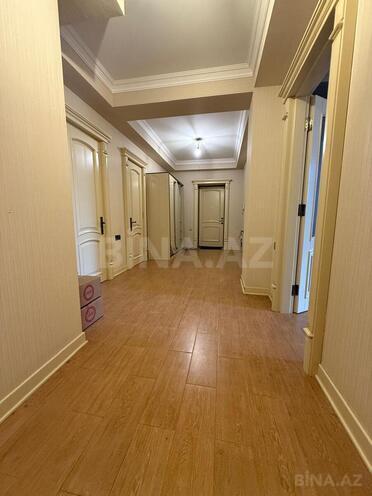 Сдаётся 3-комн. новостройка 130 м², м. Элмляр Академиясы, photo 11 from 17