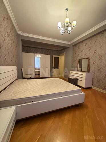 Сдаётся 3-комн. новостройка 130 м², м. Элмляр Академиясы, photo 3 from 17