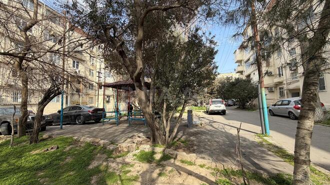 Продаётся 1-комн. вторичка 38 м², м. Нефтчиляр, photo 3 from 13