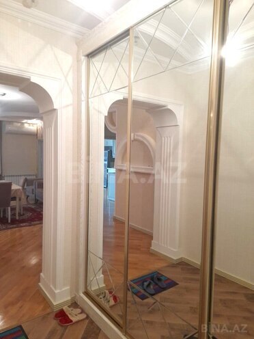 Сдаётся 3-комн. новостройка 110 м², м. 8 ноября, photo 15 from 30